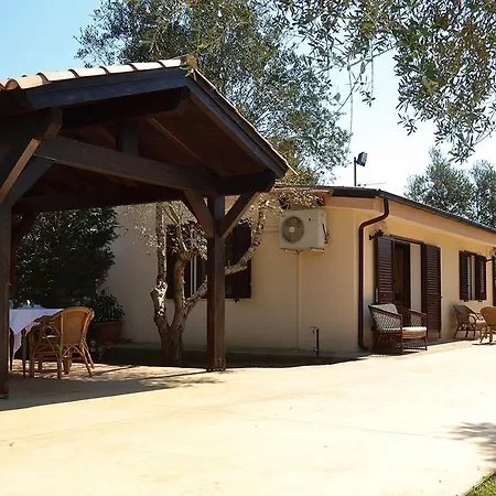 Macalle Villa *